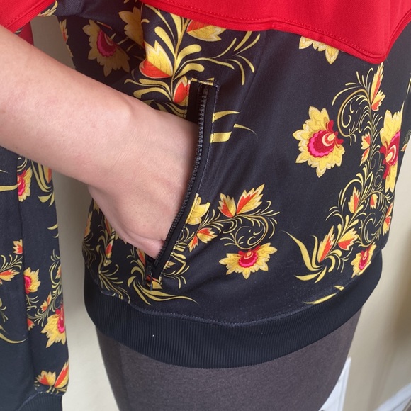 Nike Half Zip Pullover Sweatshirt - Picture 5 of 9